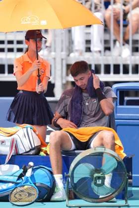 March 25, 2024, Miami, Florida, USA: Alexei Papyri (Australia) takes shelter from the Florida heat during his match against Fabian Marozsan (Hungary) during the third round of menÃ¢â‚¬â ¢s singles at the Miami Open tennis tournament. Marozsan won the match 7-5, 6-3. Miami USA - ZUMAd212 20240325_zsp_d212_016 Copyright: xRichardxDolex
