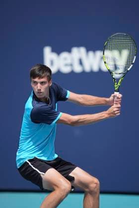 March 25, 2024, Miami, Florida, USA: Fabian Marozsan (Hungary) hits a backhand against Alexei Papyrin (Australia) during the third round of menÃ¢â‚¬â ¢s singles at the Miami Open tennis tournament. Marozsan won the match 7-5, 6-3. Miami USA - ZUMAd212 20240325_zsp_d212_022 Copyright: xRichardxDolex