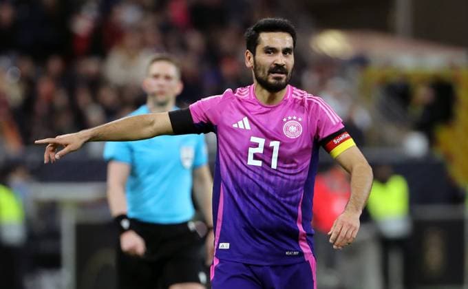Ilkay Gündogan zeigend, gestikulierend Aktion Oberkörper Fußball Fussball Länderspiel Nationalmannschaft DFB Herren Saison 2023 2024 26.03.2024 Deutschland GER vs. Niederlande NED DFL regulations prohibit any use of photographs as image sequences and or quasi-video.