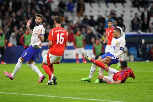 Kylian Mbappe of France is tackled by Mauricio Isla of Chile France v Chile, International Friendly, Länderspiel, Nationalmannschaft Football, Stade Velodrome, Marseille, France - 26 Mar 2024 EDITORIAL USE ONLY No use with unauthorised audio, video, data, fixture lists, club league logos or live services. Online in-match use limited to 120 images, no video emulation. No use in betting, games or single club league player publications.  Copyright: xDavexWinter Shutterstockx 14400428ba
