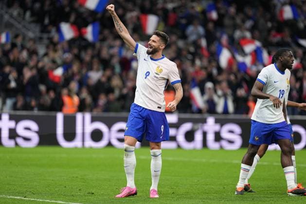 Olivier Giroud of France celebrates after he puts his side 3-1 ahead France v Chile, International Friendly, Länderspiel, Nationalmannschaft Football, Stade Velodrome, Marseille, France - 26 Mar 2024 EDITORIAL USE ONLY No use with unauthorised audio, video, data, fixture lists, club league logos or live services. Online in-match use limited to 120 images, no video emulation. No use in betting, games or single club league player publications.  Copyright: xDavexWinter Shutterstockx 14400428cd