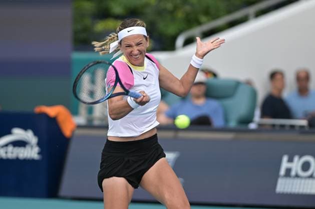 MIAMI GARDENS, FL - MARCH 26: Victoria Azarenka (Belarus) on the court during Women s Singles Quarter Finals at the Miami Open, on March 26, 2026, at Hard Rock Stadium in Miami Gardens, FL. (Photo by Michele Eve Sandberg Icon Sportswire) TENNIS: MAR 26 Miami Open EDITORIAL USE ONLY Icon240326012
