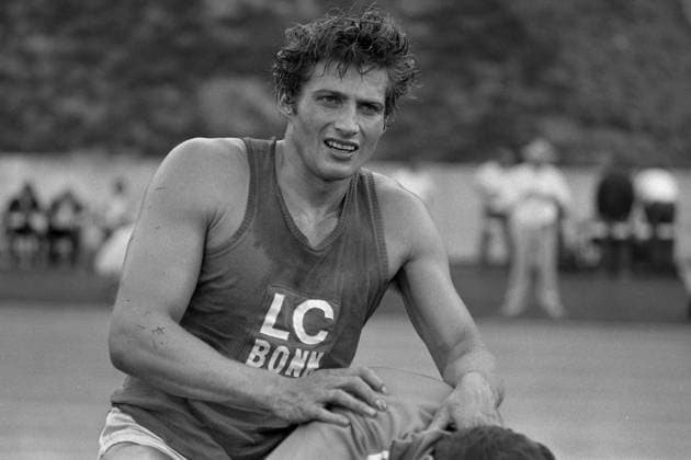 Kurt BENDLIN, Leichtathletik, Leichtathlet, Zehnkampf, Zehnkaempfer, hier im Trikot von LC Bonn, bei der Deutschen Zehnkampf-Meisterschaft in Bonn, 03.07.1971, Â *** Kurt BENDLIN, athletics, athlete, decathlon, decathlete, here in the jersey of LC Bonn, at the German Decathlon Championships in Bonn, 03 07 1971, Â