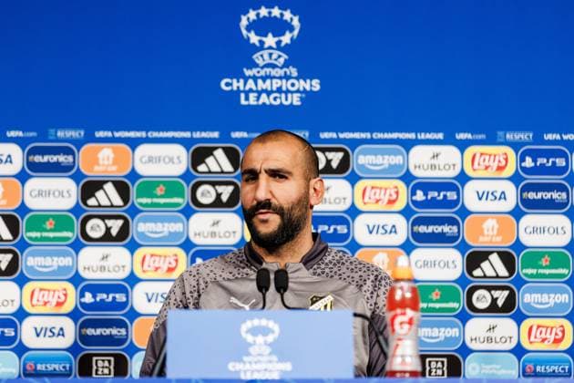 240327 Head coach Mak Lind of Häcken at a press conference, PK, Pressekonferenz ahead of a training session with Häcken on March 27, 2024 in Paris. Photo: Michael Erichsen BILDBYRAN COP 89 MI0633 fotboll football soccer fotball champions league träning practice training häcken dam bbeng Copyright: MICHAELxERICHSEN BB240327MI024