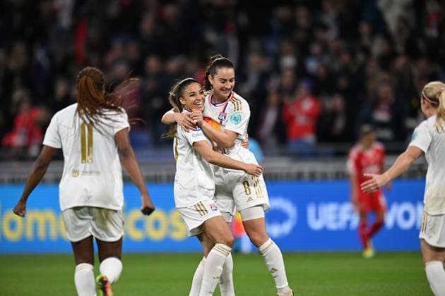 Sport Bilder des Tages Joie de Delphine Cascarino et de ses coÃ quipieres (lyon) FOOTBALL: Olympique Lyonnais FÂŽminines vs Benfica Lisbonne - 1 4 de finale Ligue des Champions FÂŽminine - 27 03 2024 FredericChambert Panoramic 