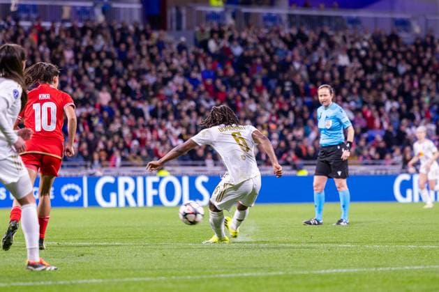 Lyon, France Melchie Dumornay (6 Olympique Lyonnais) in action during the UEFA Womens Champions League game between Olympique Lyonnais and SL Benfica at Groupama Stadium in Lyon, France. (Pauline Figuet SPP) Copyright: xPaulinexFiguetx xSPPx spp-en-PaFiSp-PF_OLvSLB588