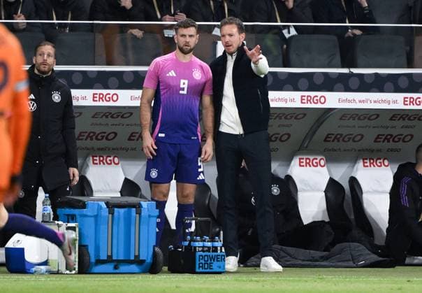 Bundestrainer Julian Nagelsmann (Deutschland) wechselt Niclas Füllkrug (Deutschland) ein 26.03.2024, Fussball Länderspiel Deutschland - Niederlande 2:1 Frankfurt Deutsche Bank Park Deutschland