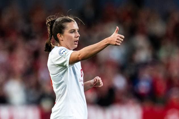 240328 Cecilie Redisch Kvamme of Brann during the UEFA Women s Champions League quarterfinal football match between Barcelona and Brann on March 28, 2024 in Barcelona. Photo: Vegard Grott BILDBYRAN kod VG VG0589 bbeng champions league mesterligaen dam football fotball fotboll soccer barcelona barca brann kvartfinale quarter final tfk women s champions league Copyright: VEGARDxGRoTT BB240328VG024