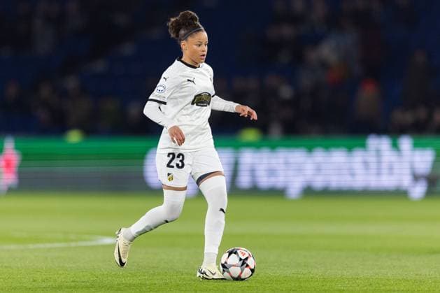 240328 Felicia Schröder of Häcken during the UEFA Women s Champions League football match quarterfinal two between Paris Saint Germain and Häcken on March 28, 2024 in Paris. Photo: Michael Erichsen BILDBYRAN COP 89 MI0635 fotboll football soccer fotball champions league kvartsfinal quarterfinal quarterfinals paris saint germain häcken dam bbeng bbauto Copyright: MICHAELxERICHSEN BB240328MI068