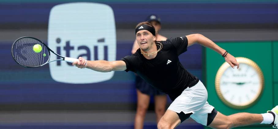 March 28, 2024, Miami Gardens, Florida, United States Of America: MIAMI GARDENS, FLORIDA - MARCH 28: Alexander Zverev of Germany defeats Fabian Marozsan of Hungary on Day 13 of the Miami Open at Hard Rock Stadium on March 28, 2024 in Miami Gardens, Florida....People: Alexander Zverev Miami Open Presented by Itau 2024 - Day 13  - ZUMAs214 20240328_ada_s214_001 Copyright: xSMGx