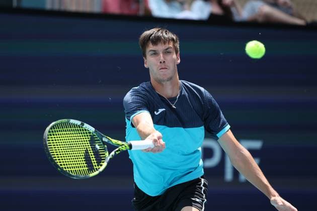 March 28, 2024, Miami Gardens, Florida, United States Of America: MIAMI GARDENS, FLORIDA - MARCH 28: Alexander Zverev of Germany defeats Fabian Marozsan of Hungary on Day 13 of the Miami Open at Hard Rock Stadium on March 28, 2024 in Miami Gardens, Florida....People: Fabian Marozsan Miami Gardens United States Of America - ZUMAs214 20240328_ada_s214_176 Copyright: xSMGx