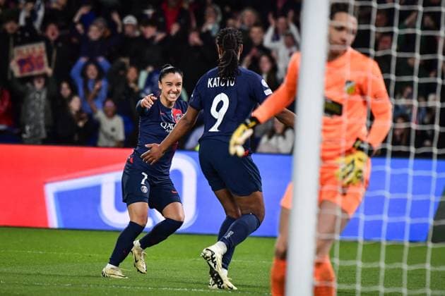 Women?s Champions League - PSG v BK Hacken Paris Saint-Germain s forward Marie-Antoinette Katoto (C) celebrates scoring a goal with defender Sakina Karchaoui (L) during the Women s UEFA Champions League football match between Paris Saint-Germain and BK Hacken at the Parc des Princes stadium in Paris, France on March 28, 2024. Photo by Firas Abdullah ABACAPRESS.COM Paris France  Copyright: xAbdullahxFiras ABACAx