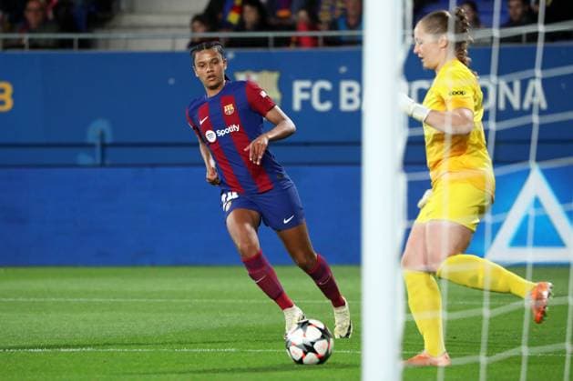 FC Barcelona, Barca v SK Brann - UEFA Women s Champions League 2023 24 Quarter Final Leg Two Esmee Brugts is playing in the match between FC Barcelona and SK Brann, which corresponds to the second leg of the Quarter-Final of the Women s UEFA Champions League, at the Johan Cruyff Stadium in Barcelona, Spain, on March 28, 2024. Barcelona Spain  Copyright: xUrbanandsportx originalFilename:urbanandsport-fcbarcel240328_npYAp.jpg