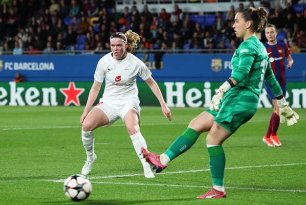 FC Barcelona, Barca v SK Brann - UEFA Women s Champions League 2023 24 Quarter Final Leg Two Cata Coll and Signe Gaupset are playing in the match between FC Barcelona and SK Brann, which corresponds to the second leg of the Quarter-Final of the Women s UEFA Champions League, at the Johan Cruyff Stadium in Barcelona, Spain, on March 28, 2024. Barcelona Spain  Copyright: xUrbanandsportx originalFilename:urbanandsport-fcbarcel240328_npQf6.jpg