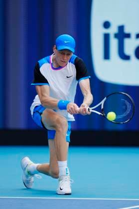 March 29, 2024, Miami, Florida, USA: Jannik Sinner (Italy) hits a backhand against .Daniil Medvedev during the semifinals of the Mens Singles at the Miami Open tennis tournament. Sinner won the match 6-1, 6-2. Miami USA - ZUMAd212 20240329_zsp_d212_015 Copyright: xRichardxDolex