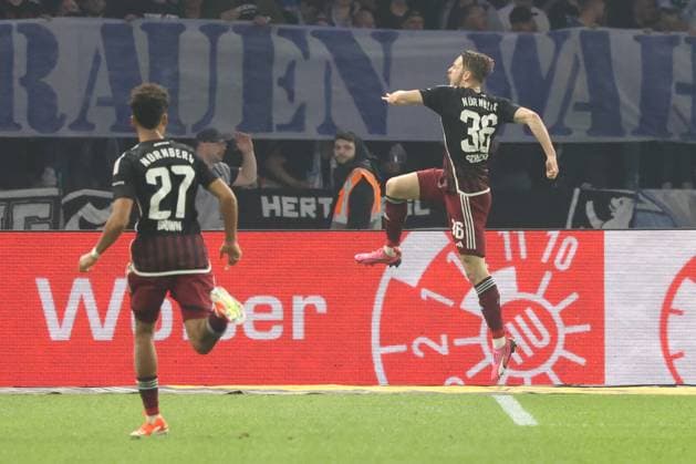 DEU, DFL, 2. FBL, Hertha BSC vs. 1.FC Nuernberg, 30.03.2024, Berliner Olympiastadion, Berlin, DEU, DFL, 2. FBL, Hertha BSC vs. 1.FC Nuernberg, im Bild 0:2 durch Simon Rhein (1.FC Nuernberg 36) DFL - regulations prohibit any use of Photographs as image sequences and or quasi-video Foto: Juergen Engler nordphoto GmbH