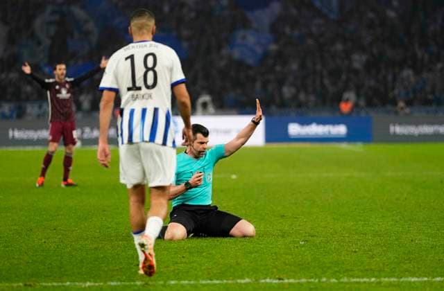 Germany, Berlin, 30.03.2024, Olympic Stadium, Hertha BSC vs 1.FC Nürnberg - 2. Bundesliga, Alexander Sather on the ground Berlin Olympic Stadium Berlin Germany