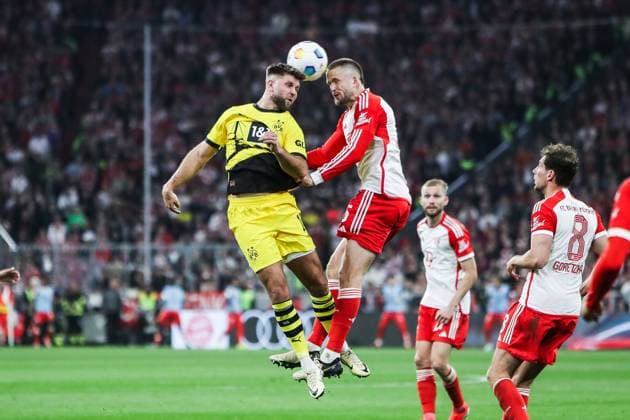 Bilder des Jahres 2024, Sport 03 März Sport Themen der Woche KW13 Fussball, Bundesliga Saison 2023 24 27.Spieltag FC Bayern München - Borussia Dortmund 30.03.2024, Allianz Arena Niclas Füllkrug (Borussia Dortmund, 14) Eric Dier (FC Bayern München, 15) München Allianz Arena Bayern Deutschland *** Sport, Football, Bundesliga Season 2023 24 27 Matchday FC Bayern Munich Borussia Dortmund 30 03 2024, Allianz Arena Niclas Füllkrug Borussia Dortmund, 14 Eric Dier FC Bayern Munich, 15 Munich Allianz Arena Bayern Germany