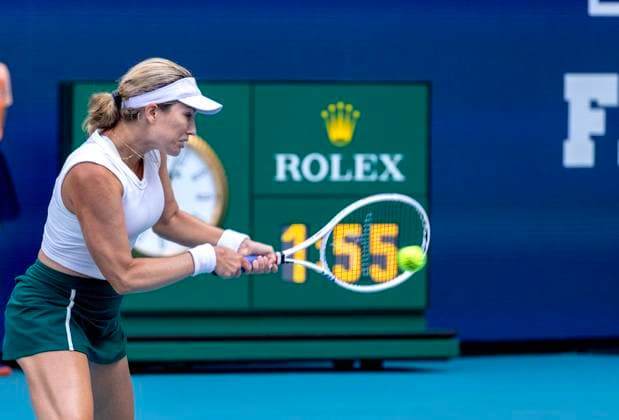 Danielle Collins hits a backhand shot to Elena Rybakina from Kazakhstan in the Miami Open woman s finals at the Hard Rock Stadium in Miami Gardens, Florida on Saturday, March 30, 2024. Collins defeated Rybakina 7-5, 6-3. Photos By Gary I Rothstein UPI  MIA20240330104 GaryxIxRothstein