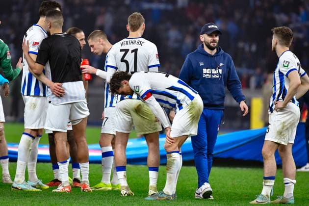 30.03.2024, xlakx, Fussball 2. Bundesliga, Hertha BSC - 1.FC Nuernberg emspor, v.l.Fabian Reese (Hertha BSC 11), enttaeuscht, schaut enttaeuscht, niedergeschlagen, disappointed (DFL DFB REGULATIONS PROHIBIT ANY USE OF PHOTOGRAPHS as IMAGE SEQUENCES and or QUASI-VIDEO) Berlin