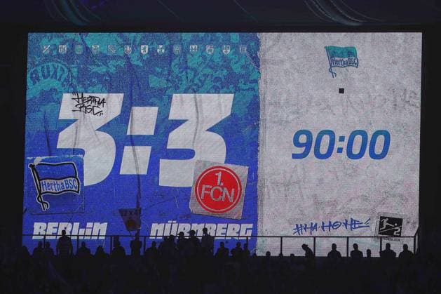 30.03.2024, xtgx, Fussball - 2.Bundesliga, Hertha BSC Berlin - 1.FC Nuernberg emspor, v.l. Endstand 3:3, Anzeigtafel, Anzeige, Ende (DFL DFB REGULATIONS PROHIBIT ANY USE OF PHOTOGRAPHS as IMAGE SEQUENCES and or QUASI-VIDEO) Berlin