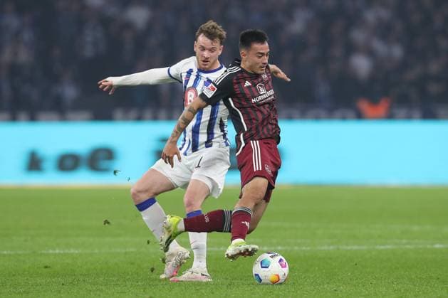 30.03.2024, xtgx, Fussball - 2.Bundesliga, Hertha BSC Berlin - 1.FC Nuernberg emspor, v.l. Pascal Klemens (Hertha, 41), Jens Castrop (Nuernberg, 17) Zweikampf, Duell, Kampf, tackle (DFL DFB REGULATIONS PROHIBIT ANY USE OF PHOTOGRAPHS as IMAGE SEQUENCES and or QUASI-VIDEO) Berlin