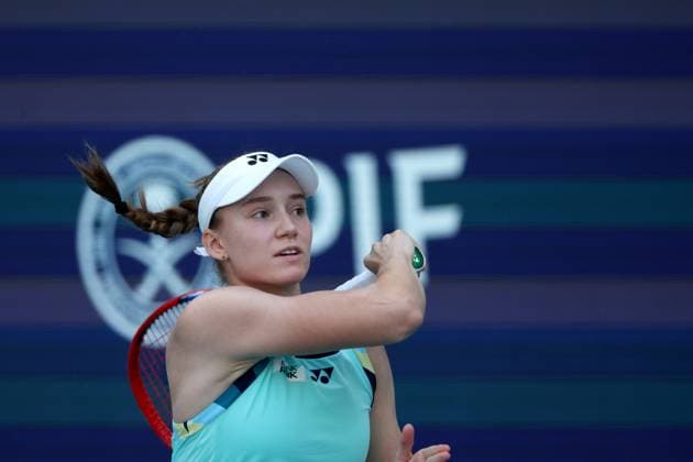 March 30, 2024, Miami Gardens, Florida, United States Of America: MIAMI GARDENS, FLORIDA - MARCH 30: Danielle Collins of the United States defeats Elena Rybakina of Kazakhstan at the womens singles finals on Day 15 of the Miami Open Presented by Itau at Hard Rock Stadium on March 30, 2024 in Miami Gardens, Florida...People: Elena Rybakina Miami Gardens United States Of America - ZUMAs214 20240330_ada_s214_124 Copyright: xSMGx