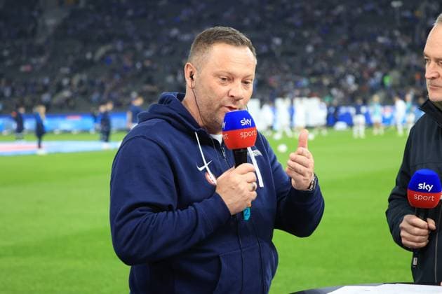 DEU, DFL, 2. FBL, Hertha BSC vs. 1.FC Nuernberg, 30.03.2024, Berliner Olympiastadion, Berlin, DEU, DFL, 2. FBL, Hertha BSC vs. 1.FC Nuernberg, im Bild Cheftrainer Pal Dardai (Hertha BSC Berlin) DFL - regulations prohibit any use of Photographs as image sequences and or quasi-video Foto: Juergen Engler nordphoto GmbH