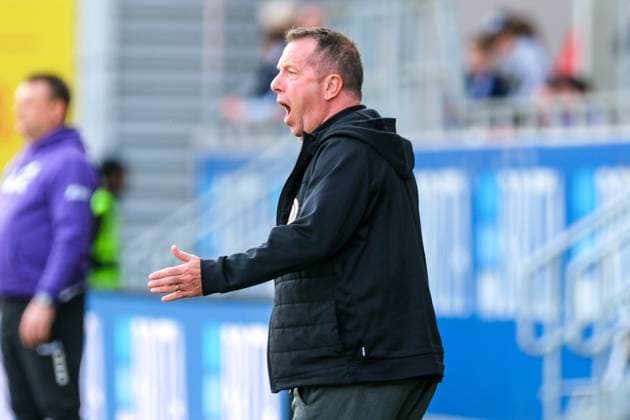 Markus Kauczinski (SV Wehen Wiesbaden, Trainer) Gestik, Mimik, Emotionen, GER, SV Wehen Wiesbaden vs. VfL Osnabrueck, Fussball, 2. Bundesliga, 27. Spieltag, Spielzeit 2023 2024, 31.03.2024 DFL REGULATIONS PROHIBIT ANY USE OF PHOTOGRAPHS AS IMAGE SEQUENCES AND OR QUASI-VIDEO GER, SV Wehen Wiesbaden vs. VfL Osnabrueck, Fussball, 2. Bundesliga, 27. Spieltag, Spielzeit 2023 2024, 31.03.2024 Wiesbaden