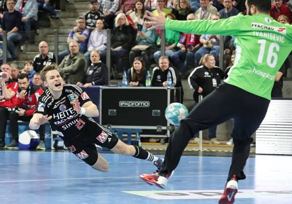 Sport Themen der Woche KW13 Sport Bilder des Tages 31.03.2024 - Handball - 1. Bundesliga LIQUI MOLY HBL - Saison 2023 2024 - 27. Spieltag: HC Erlangen Metropolregion Nürnberg HCE - VfL Gummersbach - DaMa - xdaxmax - Christopher Bissel (21, HC Erlangen HCE ) Tibor Ivanisevic (16, VfL Gummersbach ) *** 31 03 2024 Handball 1 Bundesliga LIQUI MOLY HBL Season 2023 2024 27 Matchday HC Erlangen Metropolregion Nürnberg HCE VfL Gummersbach DaMa xdaxmax Christopher Bissel 21, HC Erlangen HCE Tibor Ivanisevic 16, VfL Gummersbach