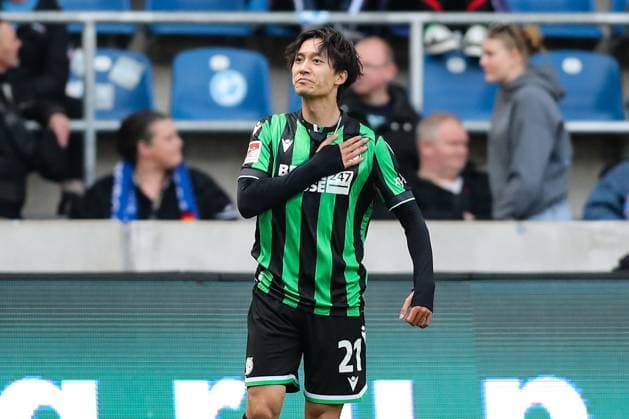 Torjubel - Torschütze Sei Muroya (Hannover 96,21) trifft zum 0-2 - 2. Fußball Bundesliga Saison 2023-2024 1. FC Magdeburg vs. Hannover 96 in der MDCC Arena in Magdeburg - Einzelbild,Aktion,Fußball,Mann,Männer,Deutschland,31.03.2024