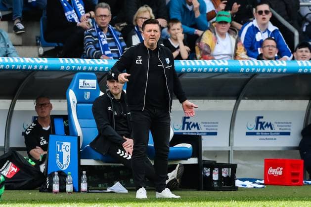 Trainer Christian Titz (1. FC Magdeburg) - 2. Fußball Bundesliga Saison 2023-2024 1. FC Magdeburg vs. Hannover 96 in der MDCC Arena in Magdeburg - Fußball,Mann,Männer,Deutschland,31.03.2024