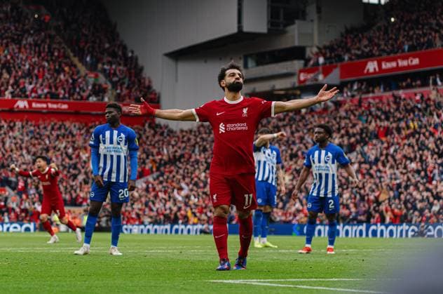 Bilder des Jahres 2024, Sport 03 März Sport Themen der Woche KW13 Sport Bilder des Tages Mo Salah of Liverpool celebrates scoring the winning goal during the Premier League match between Liverpool and Brighton and Hove Albion at Anfield, Liverpool, England on 31 March 2024. Copyright: xStevenxHalliwellx PMI-6173-0002