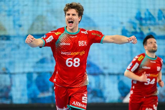 Bilder des Jahres 2024, Sport 03 März Sport Themen der Woche KW13 Sport Bilder des Tages Bietigheim, 31. Maerz 2024: 2. HBL - 23 24 - SG BBM Bietigheim vs. TUSEM Essen Tim Mast (TUSEM Essen) Jubel Freude Emotion Torjubel Torschuetze Torschütze Bietigheim-Bissingen Egetrans Arena Baden-Württemberg Deutschland *** Bietigheim, 31 March 2024 2 HBL 23 24 SG BBM Bietigheim vs TUSEM Essen Tim Mast TUSEM Essen Jubel Freude Emotion Torjubel Torschuetze Torschütze Bietigheim Bissingen Egetrans Arena Baden Württemberg Germany