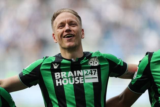 Havard Nielsen (Hannover 96,16) - 2. Fußball Bundesliga Saison 2023-2024 1. FC Magdeburg vs. Hannover 96 in der MDCC Arena in Magdeburg - Einzelbild,Aktion,Fußball,Mann,Männer,Deutschland,31.03.2024