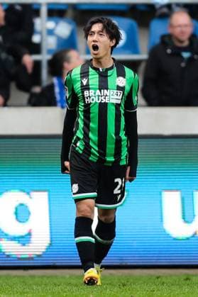 Torjubel - Torschütze Sei Muroya (Hannover 96,21) trifft zum 0-2 - 2. Fußball Bundesliga Saison 2023-2024 1. FC Magdeburg vs. Hannover 96 in der MDCC Arena in Magdeburg - Freisteller, Aktion,Fußball,Mann,Männer,Deutschland,31.03.2024