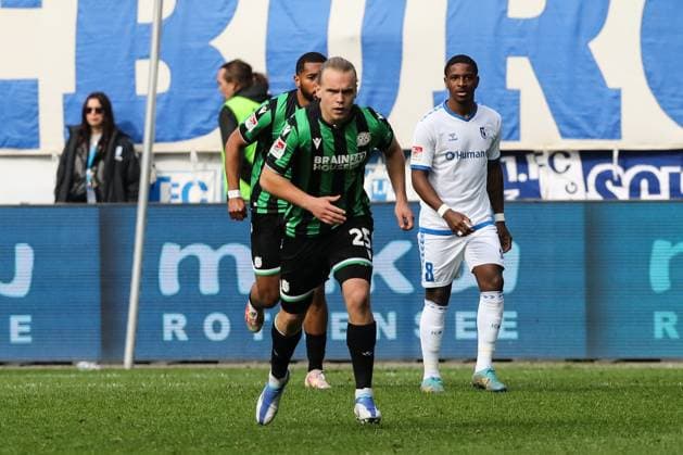 Lars Timo Gindorf (Hannover 96,25) - 2. Fußball Bundesliga Saison 2023-2024 1. FC Magdeburg vs. Hannover 96 in der MDCC Arena in Magdeburg - Aktion,Fußball,Mann,Männer,Deutschland,31.03.2024