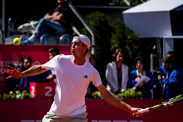 Maximilian Marterer v Dominic Thiem - Millennium Estoril Open 2024 Maximilian Marterer from Germany competes against Dominic Thiem from Austria during the Millennium Estoril Open ATP, Tennis Herren 250 tennis tournament at Estoril Tennis Club, Estoril, Portugal on April 1, 2024. Lisbon Portugal  Copyright: xNunoxCruzx originalFilename:cruz-maximili240401_npwoO.jpg