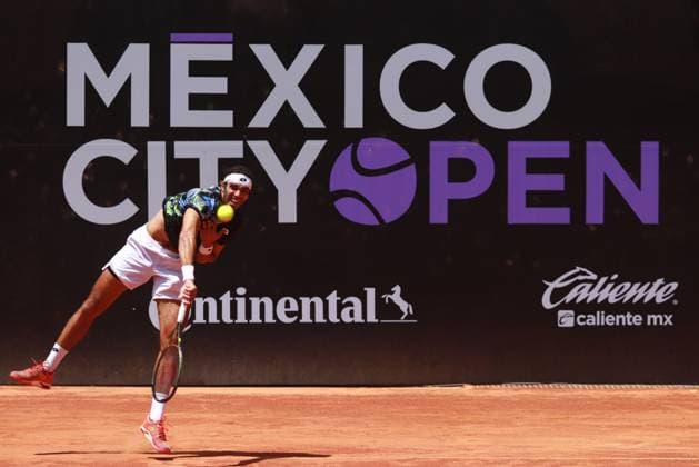 Mexico City Open - Day 2 Apr 1, 2024, Mexico City, Mexico: Skander Mansouri (TUN) serves to Nick Chappel (USA) during the Mexico City Open at Deportivo Chapultepec. on Apr 1, 2024, Mexico City, Mexico. (Photo by Carlos Santiagoo Eyepix Group) Copyright: xCarlosxSantiago xEyepixxGroupx CS_01042024_116164