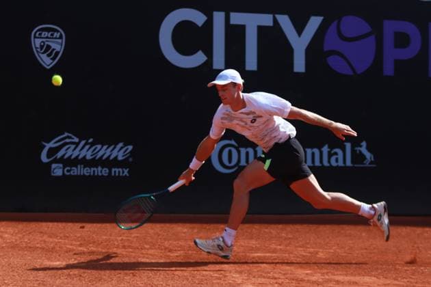 Mexico City Open - Day 2 Apr 1, 2024, Mexico City, Mexico: Tristan Schoolkate (AUS) hits a backhand against Marc Polmans (AUS) during the Mexico City Open at Deportivo Chapultepec. on Apr 1, 2024, Mexico City, Mexico. (Photo by Carlos Santiagoo Eyepix Group) Copyright: xCarlosxSantiago xEyepixxGroupx CS_01042024_116184