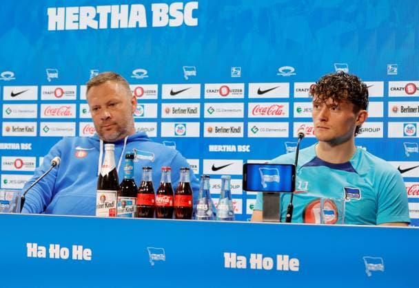 Cheftrainer Pál Dárdai, Fabian Reese, Deutschland, Berlin, Sportpark, GER, 2.FBL, Hertha BSC, Saison 2023 24, Pressekonferenz vor dem Auswärtsspiel beim SC Paderborn