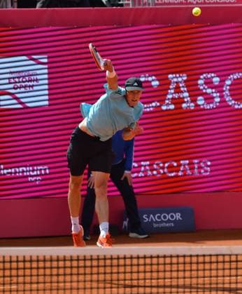 Jan Choinski (Großbritannien) erreicht das Achtelfinale bei den Estoril Open. Estoril Open, Portugal, 3. April 2024 - Der für Großbritannien spielende Deutsche Jan Choinski zieht bei den Estoril Open in Portugal in das Achtelfinale ein. Estoril Estoril Tennis Club Lisbon Portugal