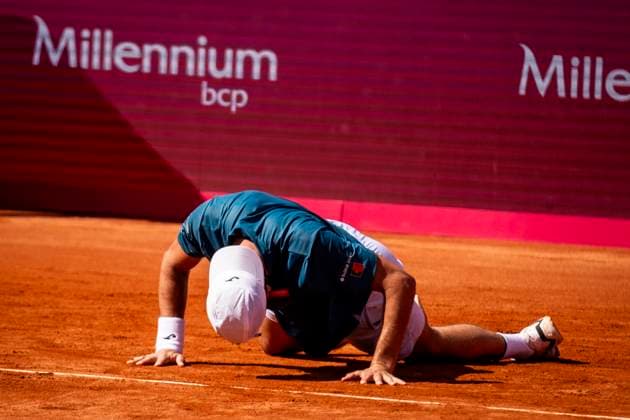 Arthur Fils v Joao Sousa - Millennium Estoril Open 2024 Arthur Fils is competing against Joao Sousa from Portugal during the Millennium Estoril Open ATP, Tennis Herren 250 tennis tournament at the Estoril Tennis Club in Estoril, Portugal, on April 3, 2024. Lisbon Portugal  Copyright: xNunoxCruzx originalFilename:cruz-arthurfi240403_npp8b.jpg