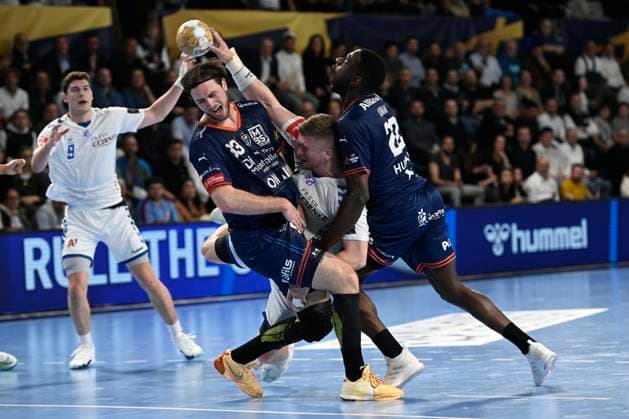 Sport Themen der Woche KW14 Sport Bilder des Tages Veron NACINOVIC (MHB), FALJIC Adin, Karl KONAN (MHB) Montpellier HB vs. HC Zagreb en huitiemes de finale retour de la Ligue des Champions EHF au FDI Stadium, le 3 avril 2024. HANDBALL : MHB vs. HC Zagreb - EHF Ligue des Champions - 03 04 2024 ValentinaClaret Panoramic 