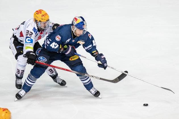 Bilder des Jahres 2024, Sport 04 April Sport Themen der Woche KW14 Sport Bilder des Tages Nicolas Appendino 32 (Fischtown Pinguins Bremerhaven), Yasin Ehlitz 42 (EHC Red Bull Muenchen), EHC Red Bull Muenchen vs. Fischtown Pinguins Bremerhaven, PENNY DEL, Halbfinale, Spiel 2, 03.04.2024 Muenchen Bayern Deutschland *** Nicolas Appendino 32 Fischtown Pinguins Bremerhaven , Yasin Ehlitz 42 EHC Red Bull Muenchen , EHC Red Bull Muenchen vs Fischtown Pinguins Bremerhaven, PENNY DEL, Semifinal, Game 2, 03 04 2024 Muenchen Bayern Germany Copyright: xkolbert-press UlrichxGamelx