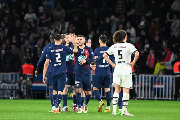 Lucas Hernandez ( 21 - PSG ) and Achraf Hakimi ( 2 - PSG ) celebrate following the French Cup match between Paris Saint Germain and Stade Rennais at Parc des Princes on April 03, 2024 in Paris, France. ( Photo by federico pestellini panoramic ) - FOOTBALL : PSG vs Rennes - Coupe de France - 03 04 2024 FedericoPestellini Panoramic 