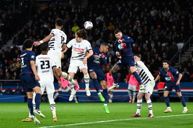 Lucas Hernandez ( 21 - PSG ) during the French Cup match between Paris Saint Germain and Stade Rennais at Parc des Princes on April 03, 2024 in Paris, France. ( Photo by federico pestellini panoramic ) - FOOTBALL : PSG vs Rennes - Coupe de France - 03 04 2024 FedericoPestellini Panoramic 