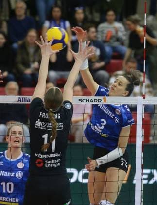 Stuttgart , Volleyball Bundesliga Frauen PlayOff Halbfinale Spiel 1, Allianz MTV Stuttgart vs. Dresdner SC , rechts: Maria Segura Palleres ( Stgt )