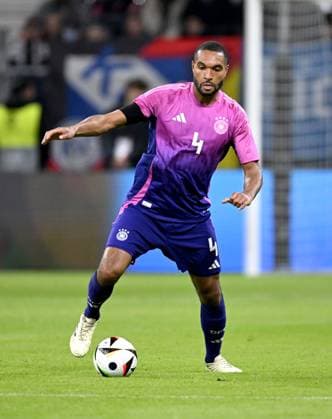 FUSSBALL INTERNATIONAL Testspiel in Frankfurt Deutschland - Niederlande 26.03.2023 Jonathan Tah (Deutschland) am Ball
