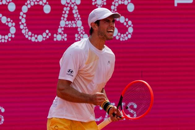 Estoril, Portugal, April 04 2024: Nuno Borges (Portugal) celebrates win after the Millennium Estoril Open match between Nuno Borges (Portugal) and Lorenzo Musetti (Italy) at Clube de Tenis do Estoril in Estoril, Portugal. (Pedro Porru SPP) Copyright: xPedroxPorrux xSPPx spp-en-PePoSp-4F8A9767